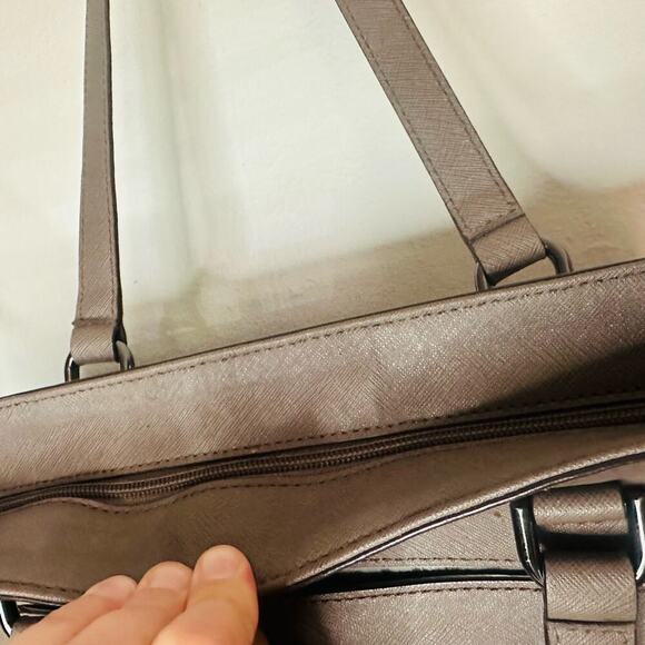 MICHAEL KORS Grey Square Frame Side Front Zip Up Metal Shoulder Straps Hand Bag - Picture 10 of 13